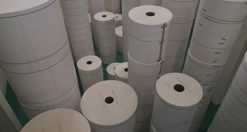 哪些行業(yè)使用牛皮紙？牛皮紙的生產(chǎn)技術(shù)有哪些流程？